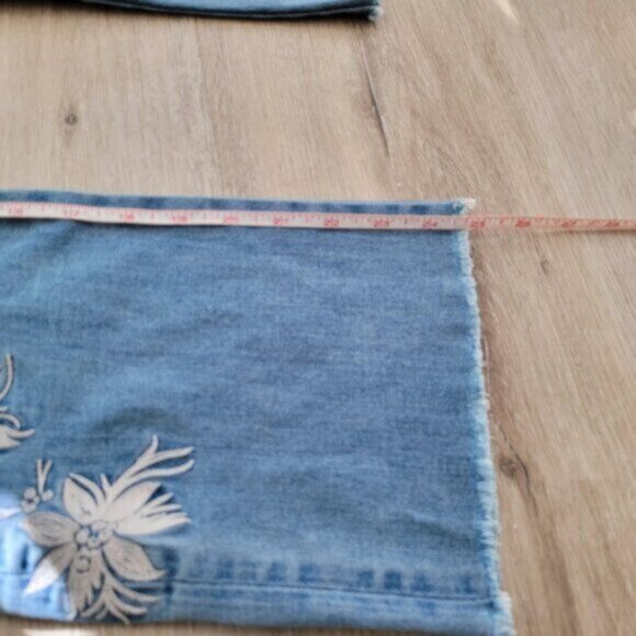 J. Crew Point Sur Gorgeous White Flora Embroidered Denim Jean - Picture 6 of 6